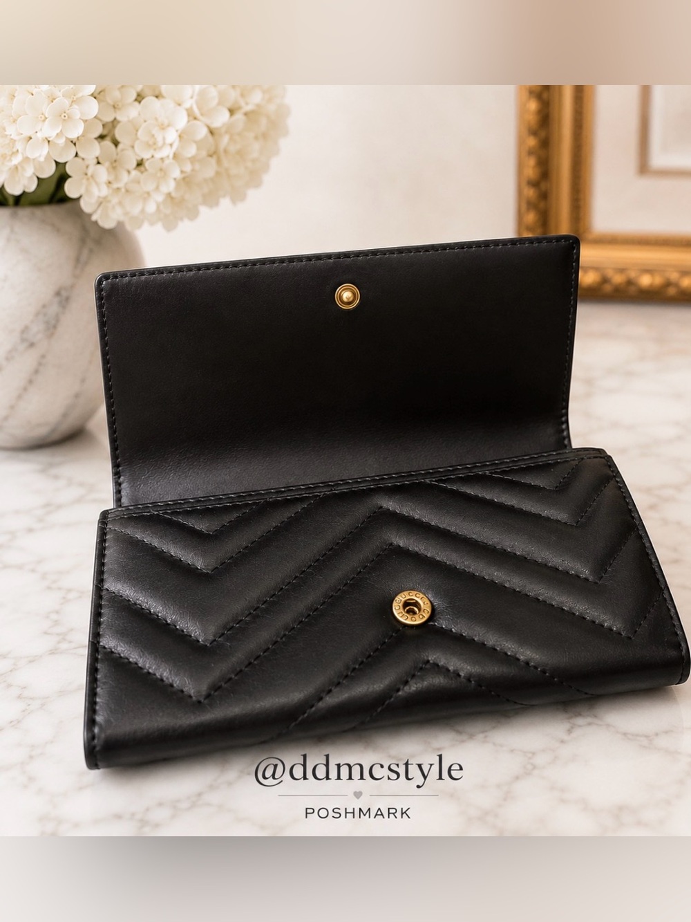 Gucci Marmont Chevron Quilted Black Leather Wallet with Gold GG EUC - Picture 3 of 9